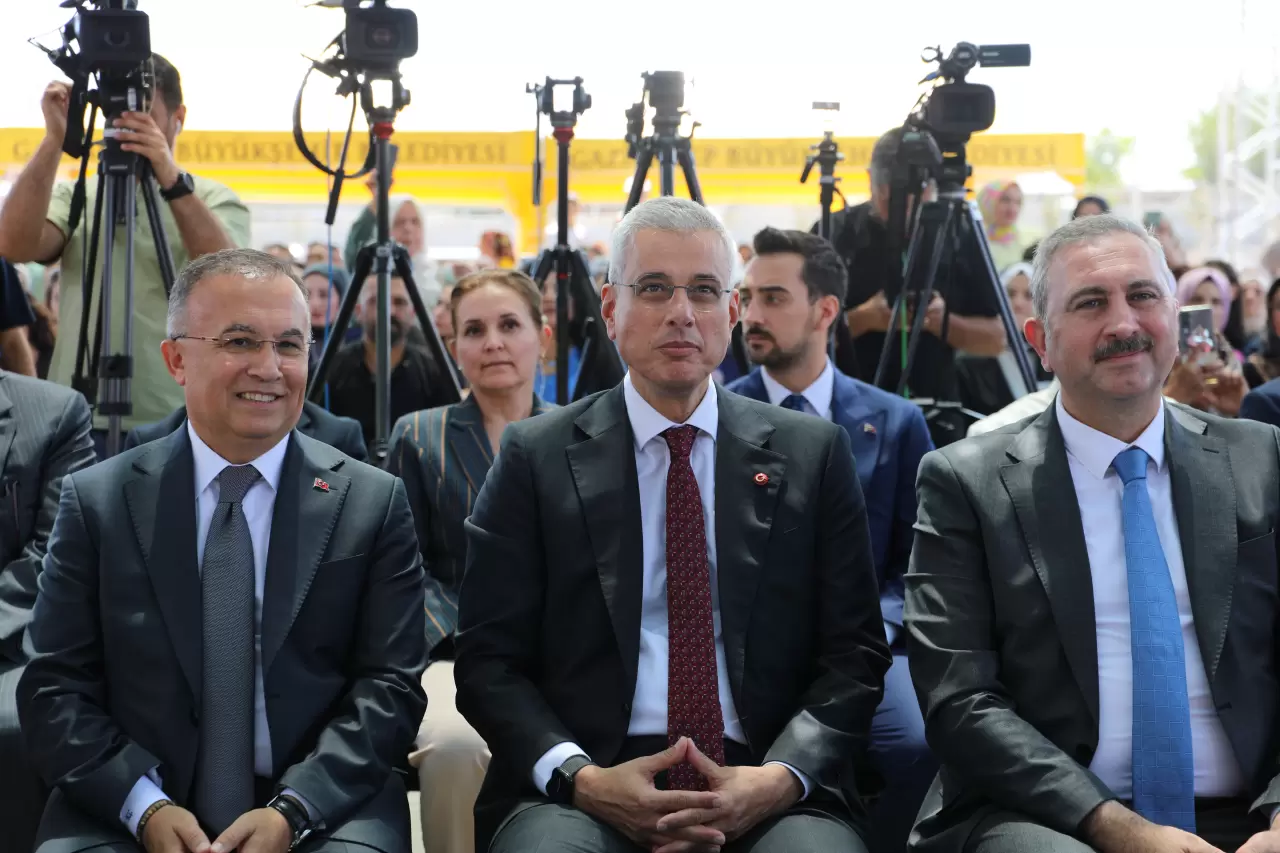 Sağlık Bakanı Kemal Memişoğlu, Gaziantep'te 400 yataklı Nizip Devlet Hastanesi
