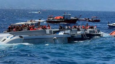 Kuzey Kıbrıs Türk Cumhuriyeti’nin (KKTC) Girne açıklarında 267 kişiyi taşıyan