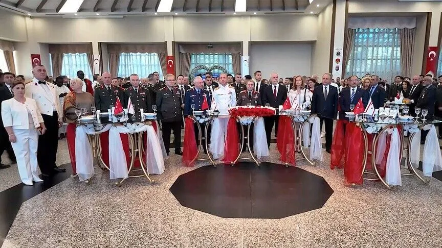 Genelkurmay Başkanı Orgeneral Selçuk Bayraktaroğlu ve Türk Silahlı Kuvvetleri'nin (TSK)