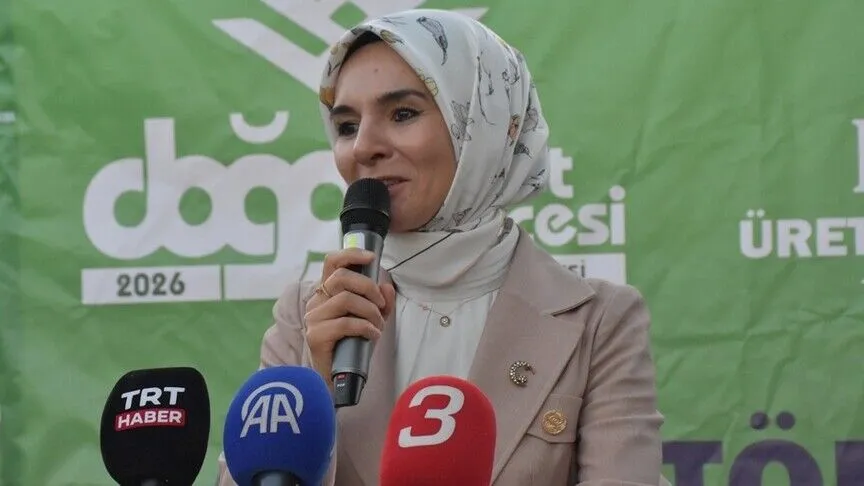 Aile ve Sosyal Hizmetler Bakanı Mahinur Özdemir Göktaş, Afyonkarahisar'ın Emirdağ