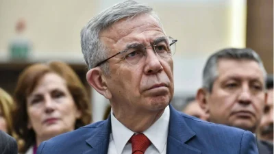 Siyasette "Yeni Parti"nin kurulmasıyla başlayan transfer ve yapısal dönüşüm tartışmaları,