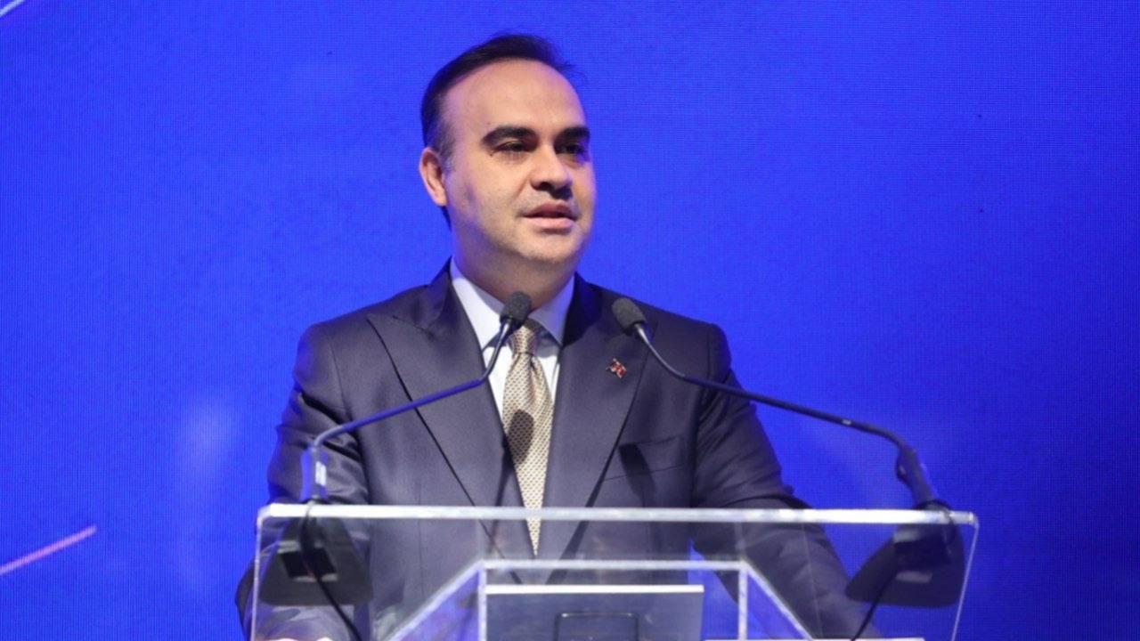Sanayi ve Teknoloji Bakanı Mehmet Fatih Kacır, Türk öğrencilerin katıldıkları