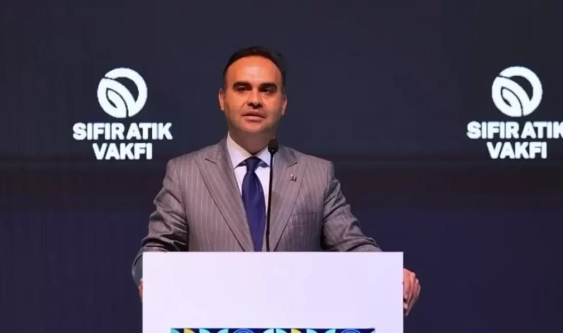 Sanayi ve Teknoloji Bakanı Mehmet Fatih Kacır, Karadeniz Teknik Üniversitesi'nde