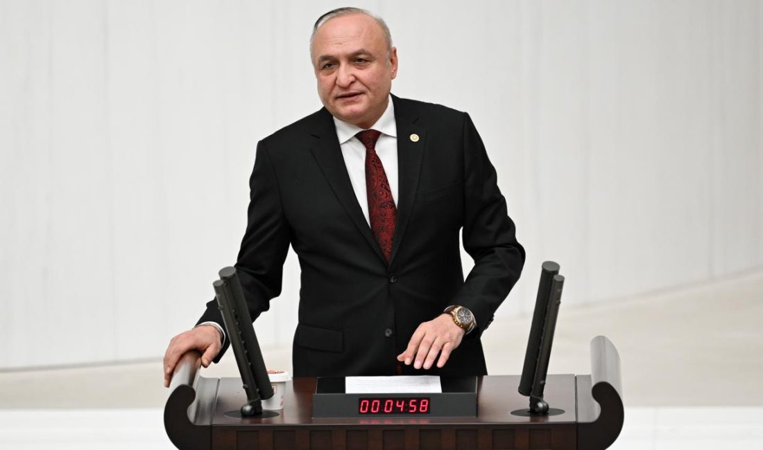 Gaziantep Milletvekili Melih Meriç, kent merkezinde uğradığı bıçaklı saldırı sonucu