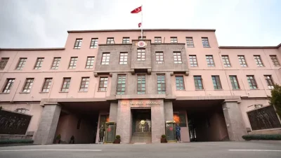 Milli Savunma Bakanlığı (MSB), haftalık basın bilgilendirme toplantısında operasyonlar, sınır