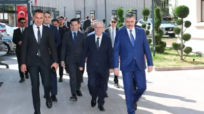 İçişleri Bakanı Mustafa Çiftçi, Türk İdareciler Derneği'ni ziyaret ederek eski