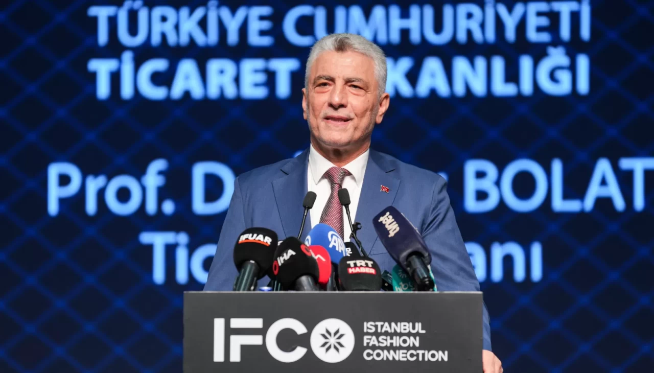 Ticaret Bakanı Ömer Bolat, 10'uncu IFCO Hazır Giyim Fuarı'nın açılışında