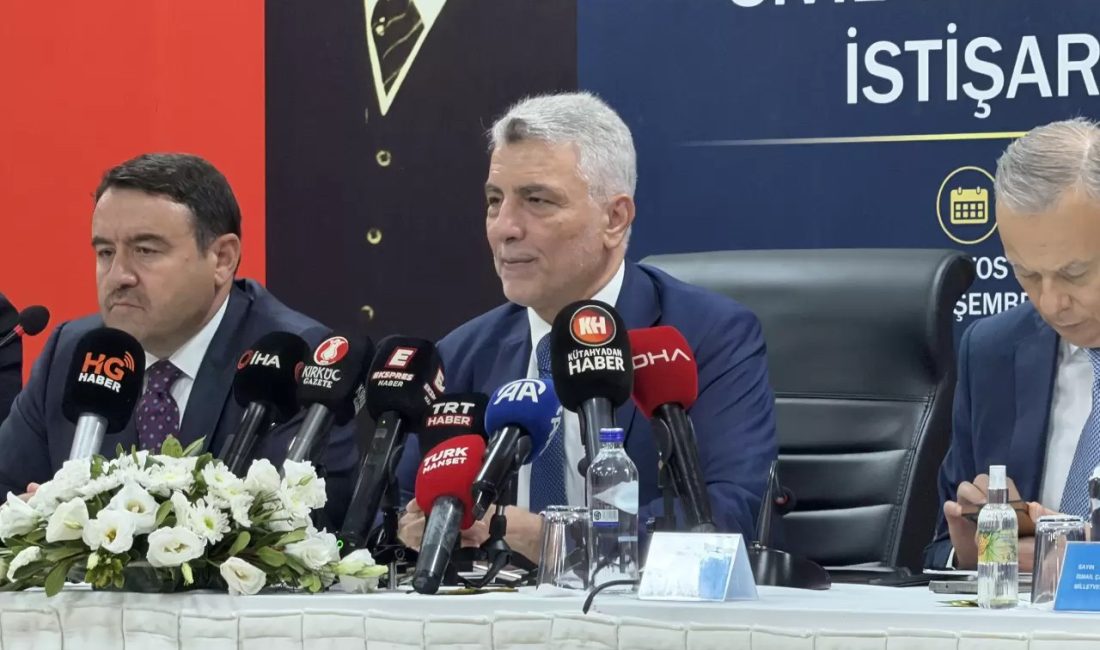 Ticaret Bakanı Ömer Bolat, Kütahya ziyareti kapsamında yaptığı açıklamalarda "Terörsüz