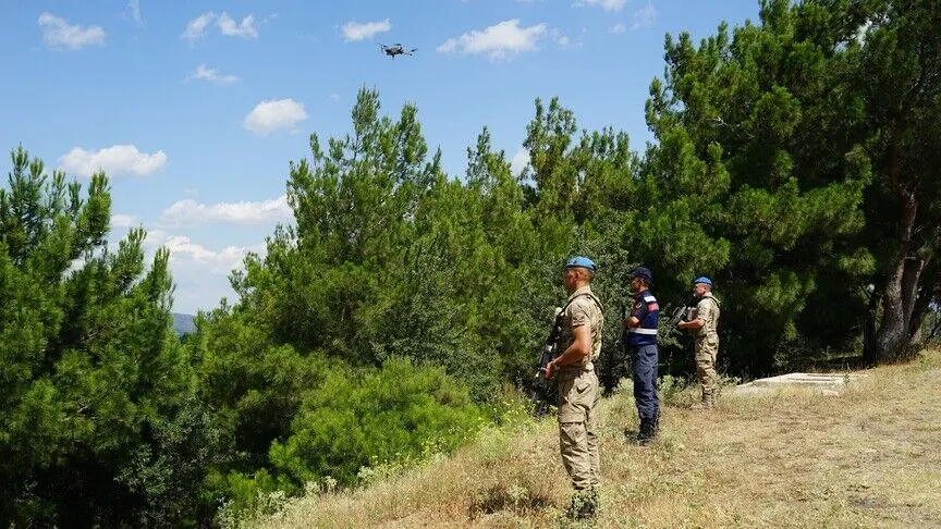Jandarma Genel Komutanlığı, ülke genelinde orman yangınlarının önlenmesi amacıyla yürütülen