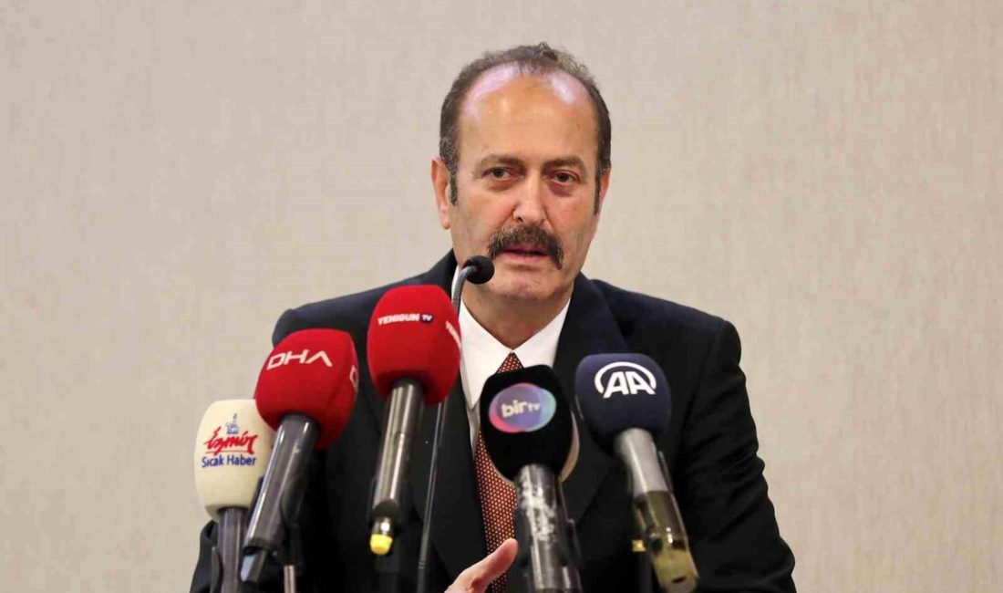 MHP Genel Sekreter Yardımcısı ve İzmir Milletvekili Tamer Osmanağaoğlu, MHP