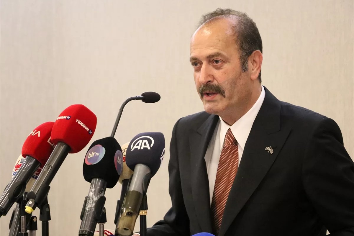 Milliyetçi Hareket Partisi (MHP) Genel Sekreter Yardımcısı ve İzmir Milletvekili