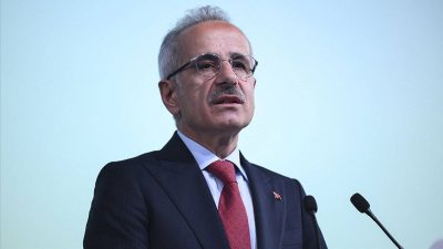 Ulaştırma ve Altyapı Bakanı Abdulkadir Uraloğlu, Samsun'da düzenlenen Türkiye Sıfır