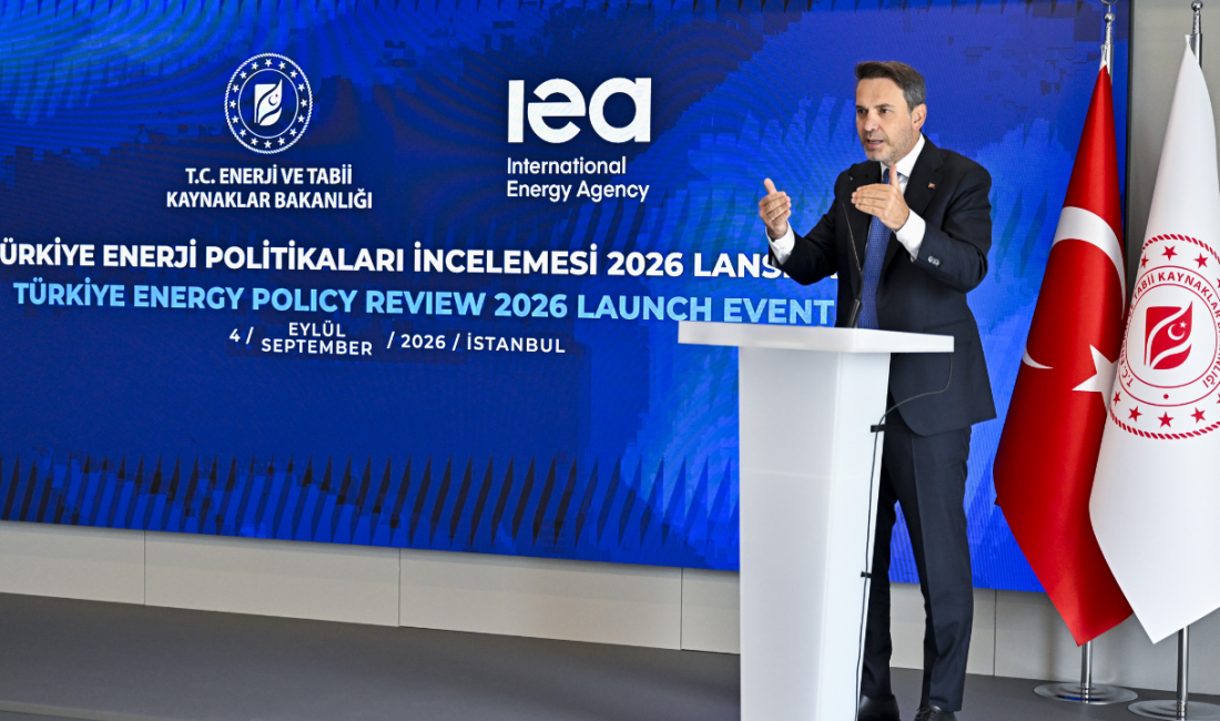 Enerji ve Tabii Kaynaklar Bakanı Alparslan Bayraktar, Çorum’da iş insanlarıyla