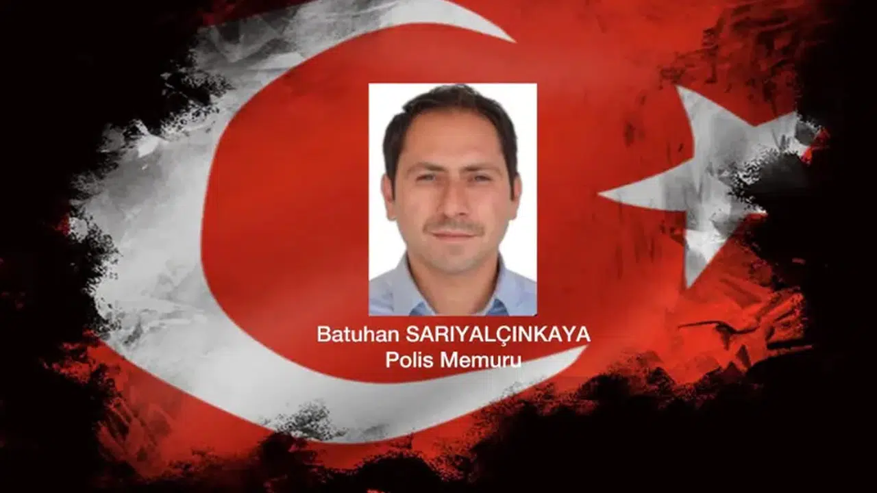 Kırıkkale'de meydana gelen bir trafik kazasında olay yeri incelemesi yaparken