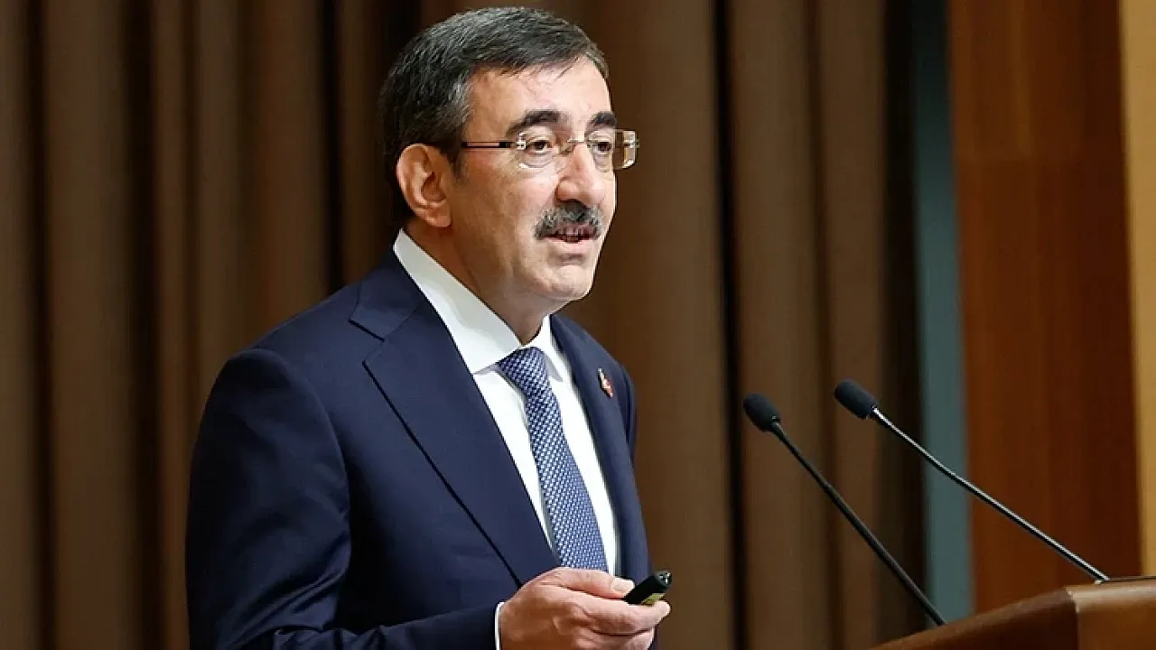 Cumhurbaşkanı Yardımcısı Cevdet Yılmaz, Türkiye ekonomisinin 3 yıllık yol haritasını