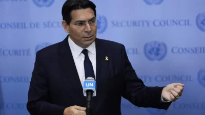İsrail'in BM Daimi Temsilcisi Danny Danon, Suriye'deki işgali savunmaya çalışırken