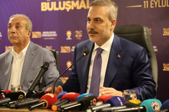 Dışişleri Bakanı Hakan Fidan, Diyarbakır temaslarında terörün ve siyasal şiddetin