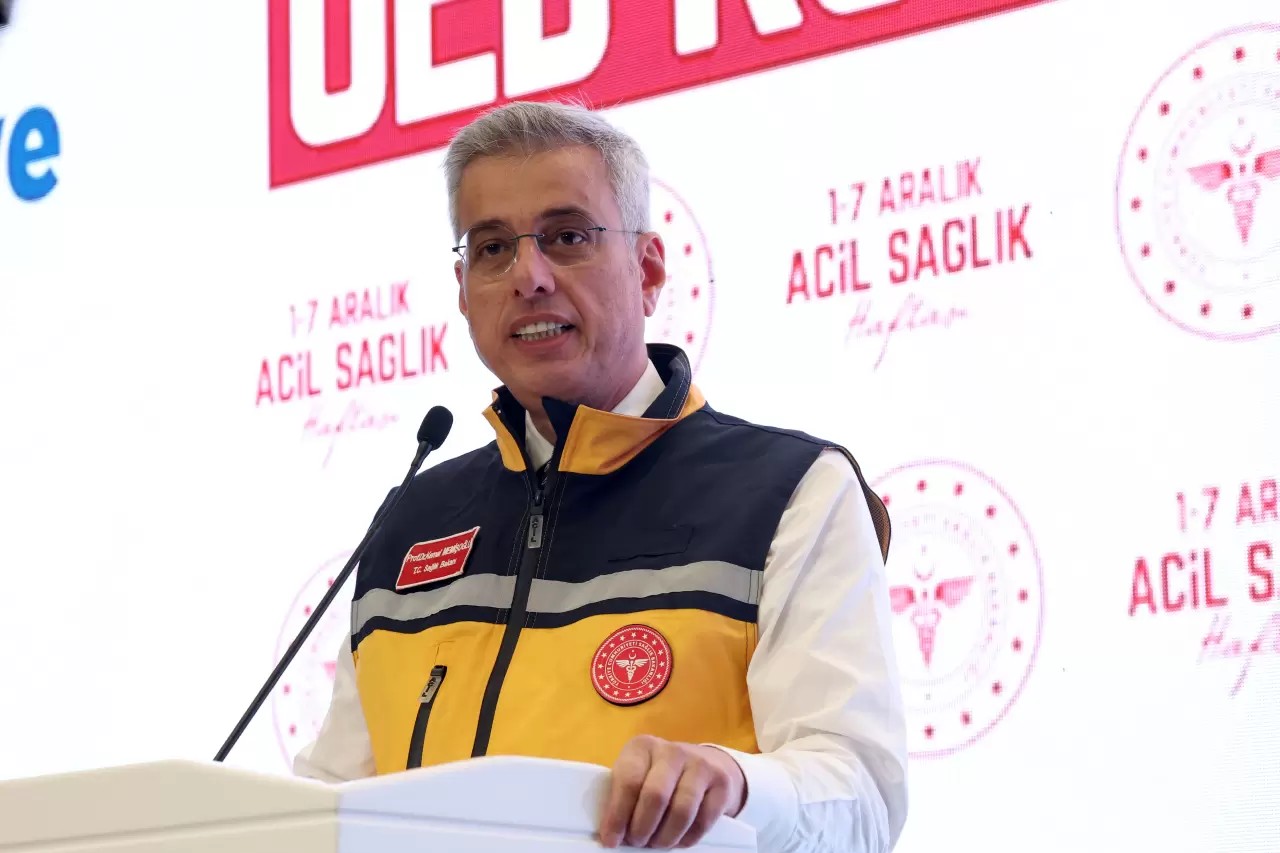 Sağlık Bakanı Kemal Memişoğlu, Manisa Turgutlu’da okul çevresinde gerçekleşen silahlı
