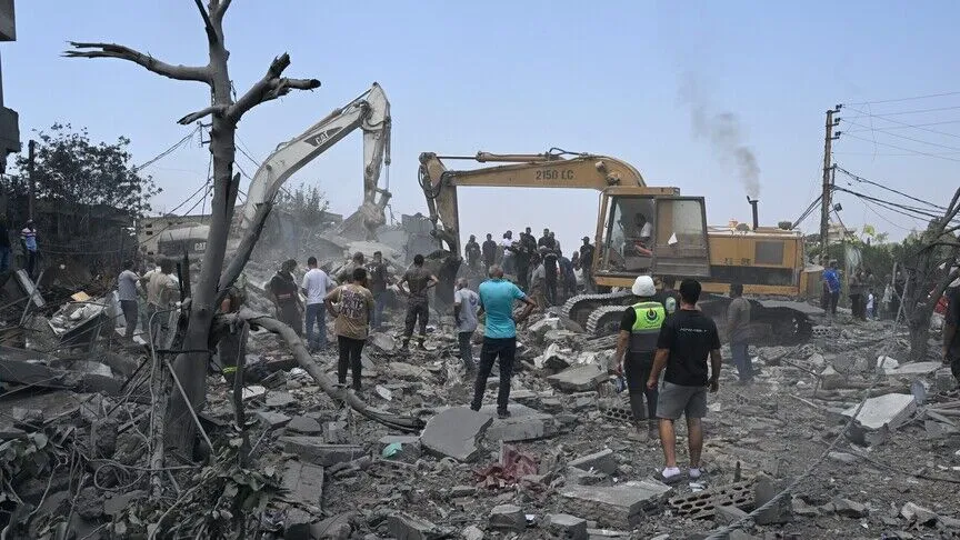 İsrail ordusunun Lübnan'ın güneyine son 3 günde düzenlediği şiddetli hava