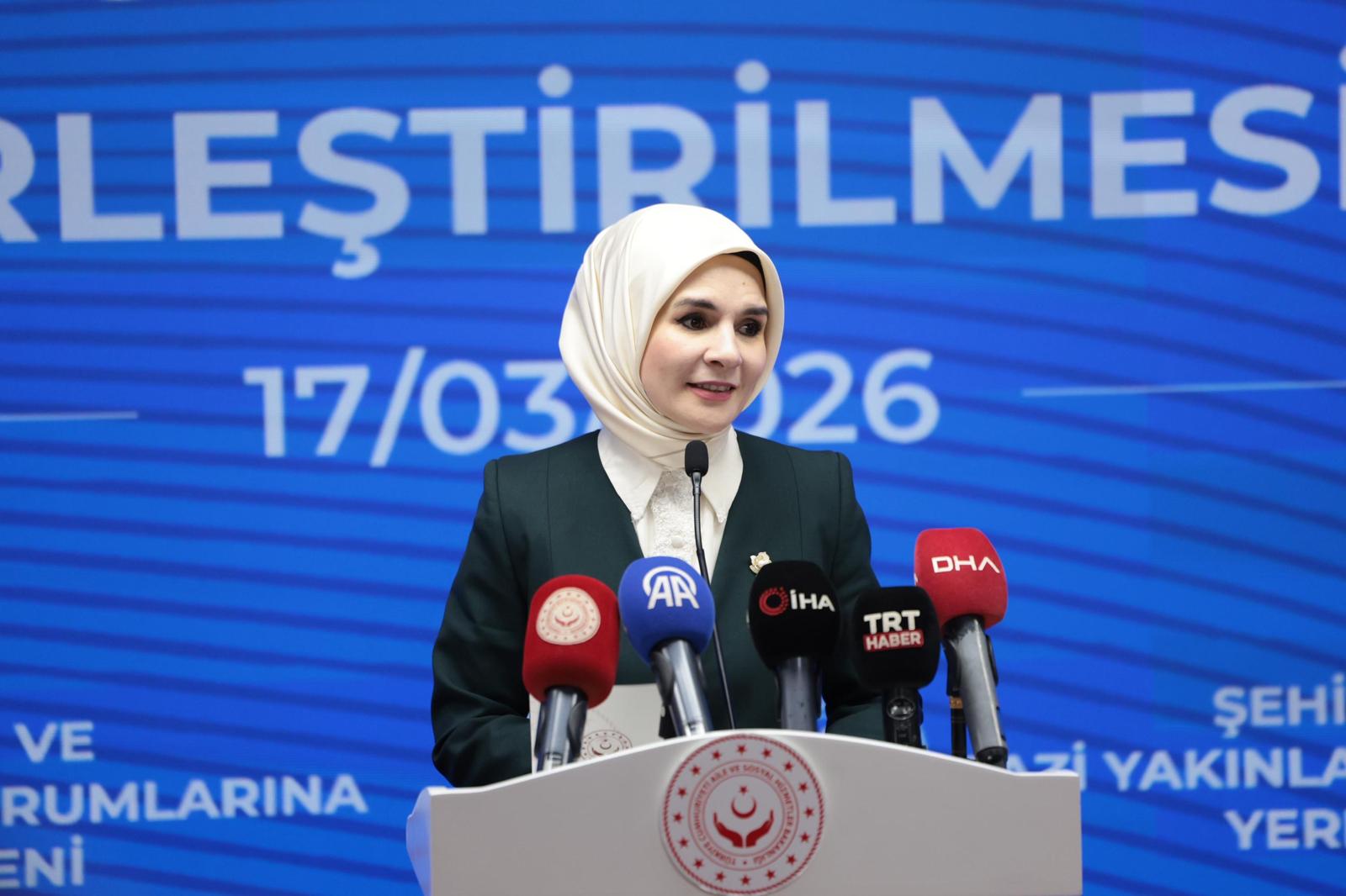 Aile ve Sosyal Hizmetler Bakanı Mahinur Özdemir Göktaş, şehit ve