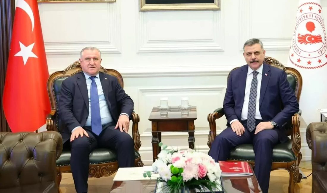 İçişleri Bakanı Mustafa Çiftçi ile Gençlik ve Spor Bakanı Osman