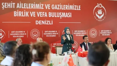 Aile ve Sosyal Hizmetler Bakanı Mahinur Özdemir Göktaş, Denizli’de düzenlenen