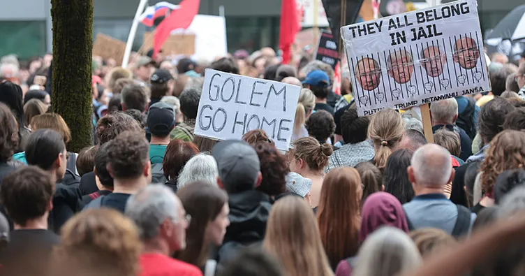 Slovenya’nın başkenti Ljubljana’da yaklaşık 5 bin kişi, ülkede İsrail Büyükelçiliği