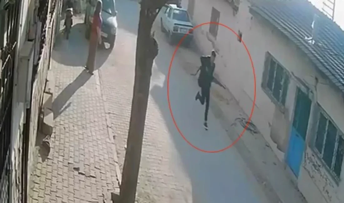 Manisa Turgutlu’da okul çevresinde öğrencileri hedef alan 15 yaşındaki saldırgan