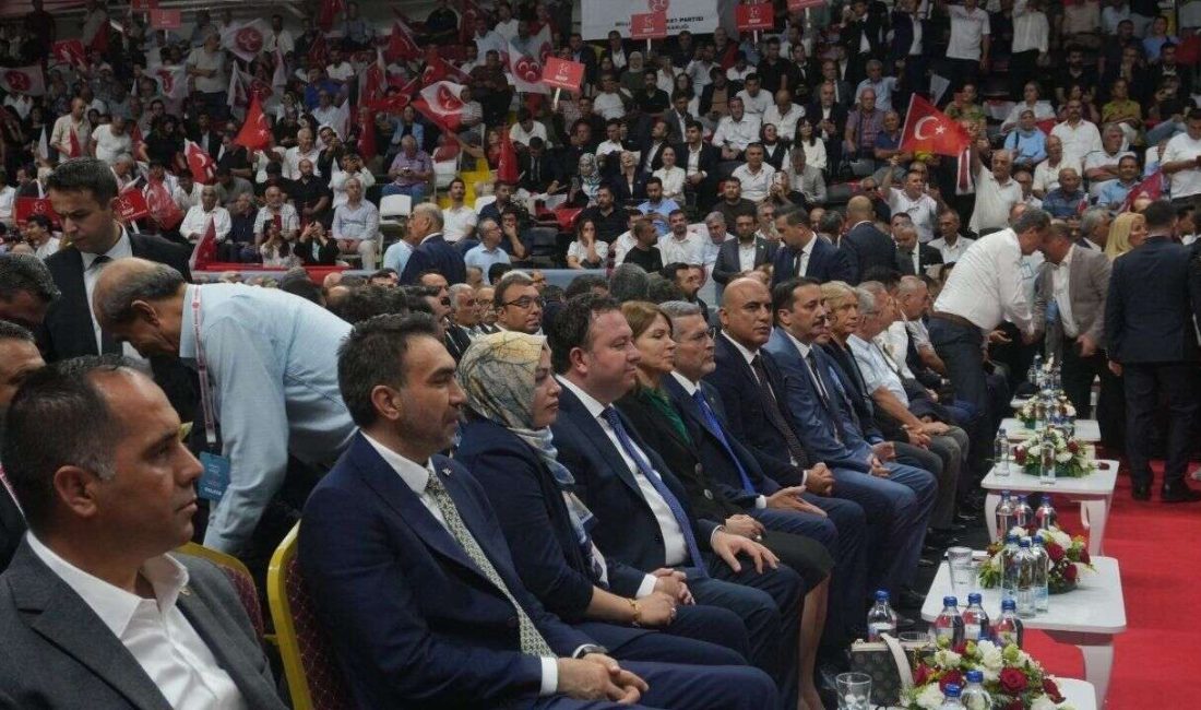 MHP Genel Başkan Yardımcısı Zühal Topcu, Mersin İl Kongresi'nde yaptığı